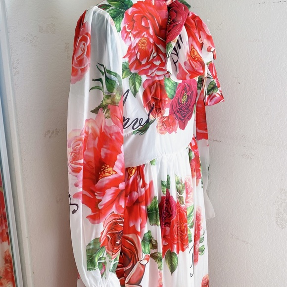 STUNNING RED FLORAL BRIDGERTON PRINCESS MAXI DRESS. - Picture 7 of 14